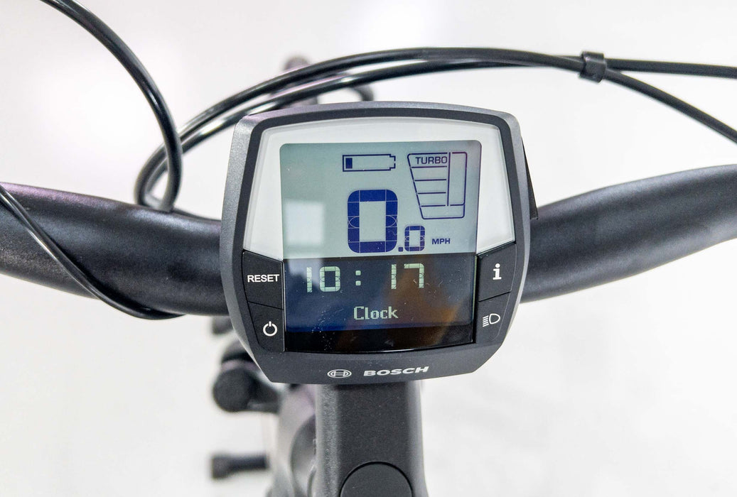 Raleigh Motus Tour Crossbar Derailleur Electric Bike 2022