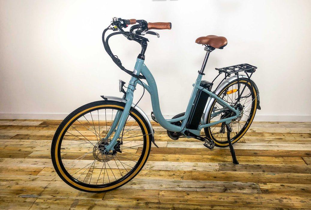 Juicy Click Classic Ice Dutch Style Hybrid Electric Bike 2021